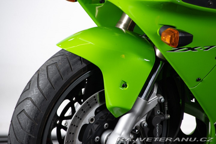 Kawasaki ZX ZX-7R NINJA 1999