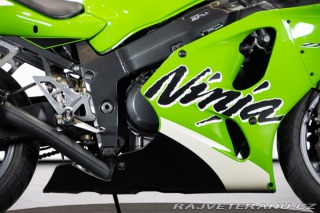 Kawasaki ZX ZX-7R NINJA 1999