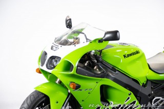 Kawasaki ZX ZX-7R NINJA 1999