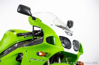 Kawasaki ZX ZX-7R NINJA 1999