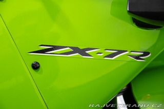 Kawasaki ZX ZX-7R NINJA 1999