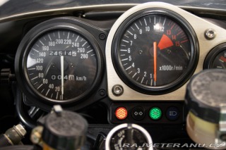 Kawasaki ZX ZX-7R NINJA 1999