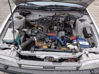 Toyota Corolla E9 1990