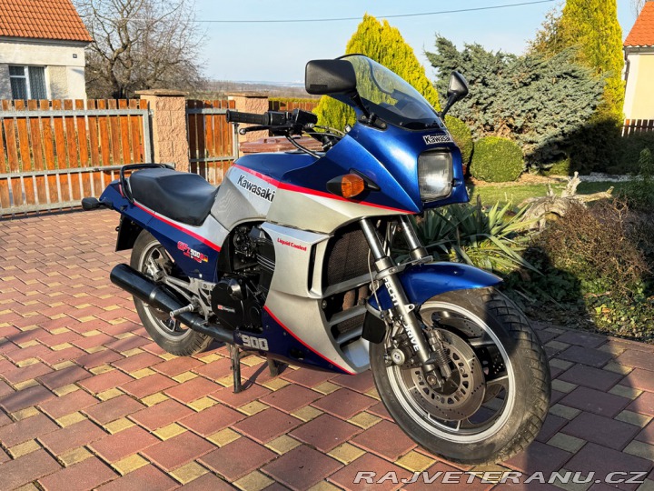 Kawasaki GPZ 900R, 1987 1987
