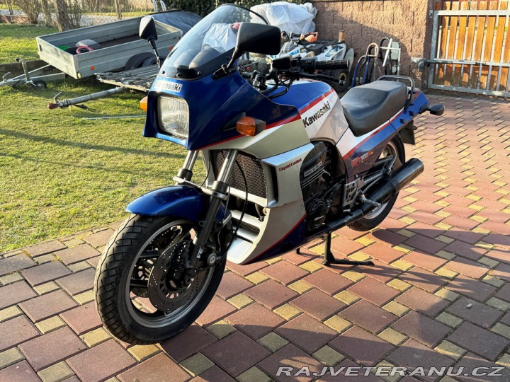 Kawasaki GPZ 900R, 1987 1987