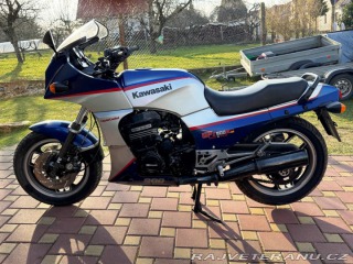 Kawasaki GPZ 900R, 1987 1987