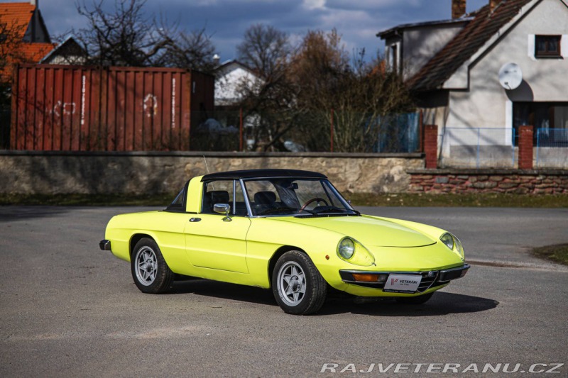 Alfa Romeo Spider Targa