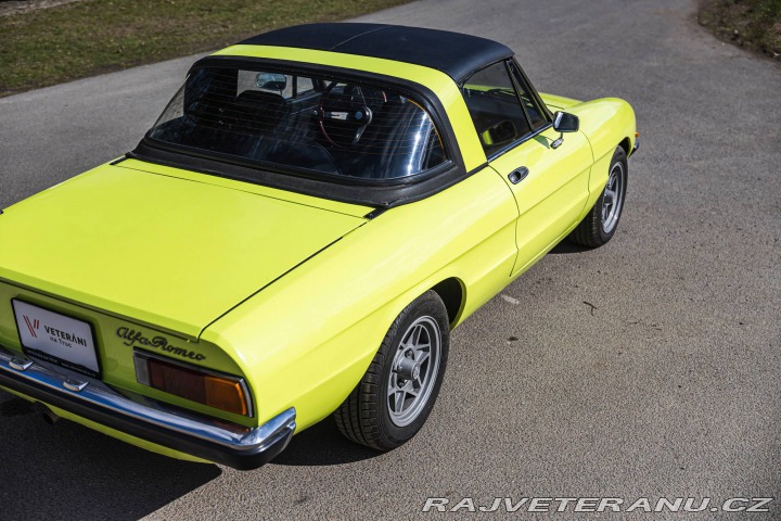 Alfa Romeo Spider Targa 1974