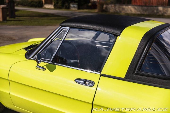Alfa Romeo Spider Targa 1974