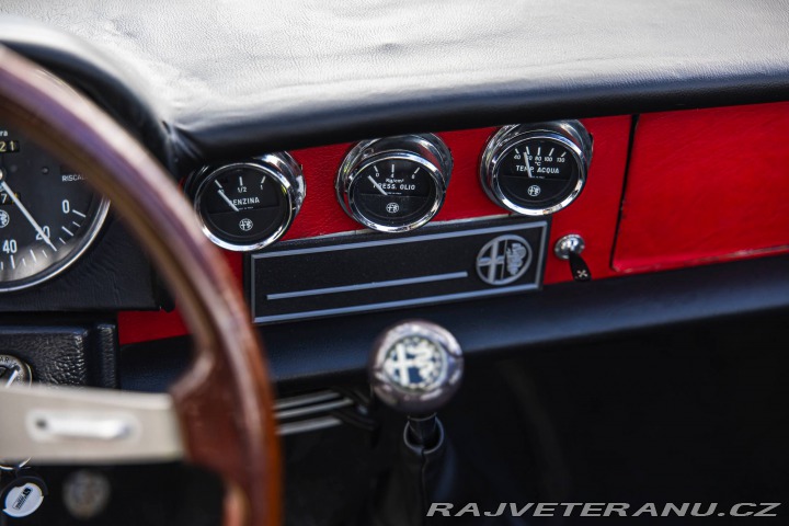 Alfa Romeo Spider Targa 1974