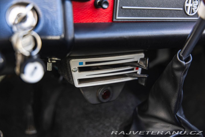 Alfa Romeo Spider Targa 1974