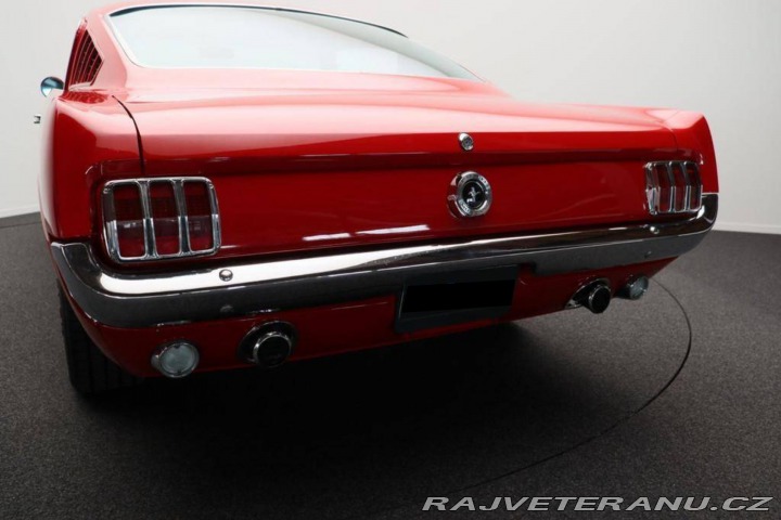 Ford Mustang Fastback C-Code 1965