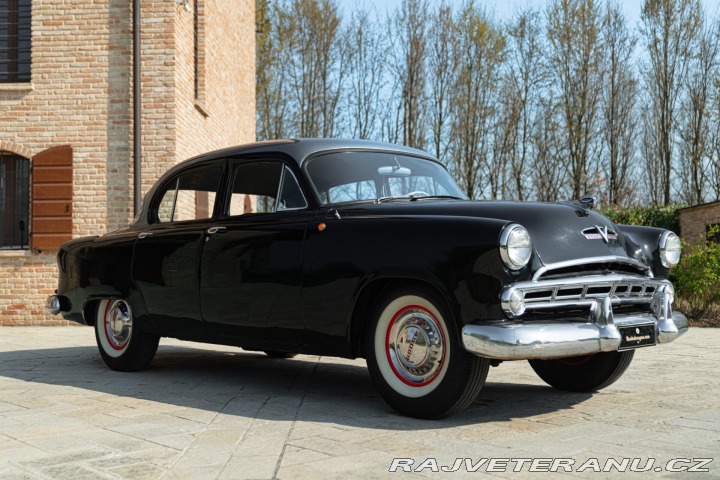 Dodge Ostatní modely V-EIGHT 1953