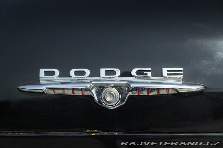Dodge Ostatní modely V-EIGHT 1953