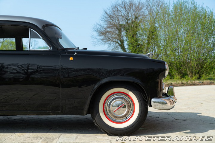 Dodge Ostatní modely V-EIGHT 1953