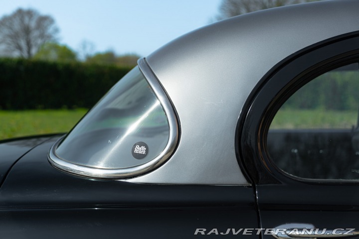 Dodge Ostatní modely V-EIGHT 1953