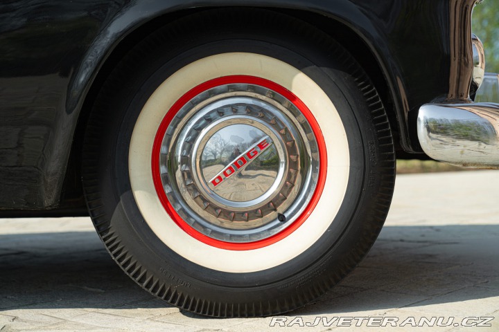 Dodge Ostatní modely V-EIGHT 1953