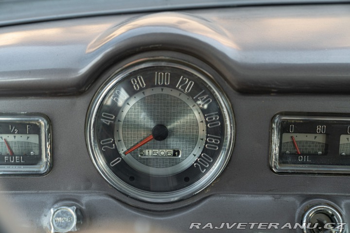 Dodge Ostatní modely V-EIGHT 1953