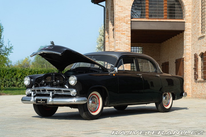 Dodge Ostatní modely V-EIGHT 1953