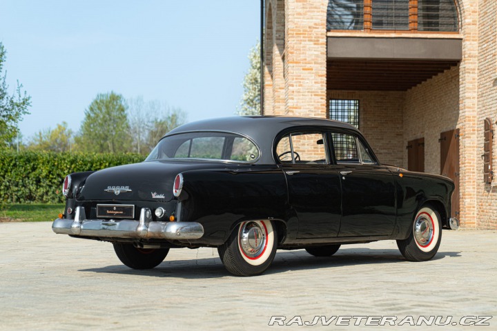Dodge Ostatní modely V-EIGHT 1953