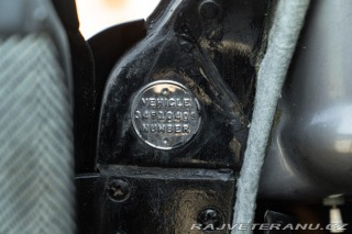 Dodge Ostatní modely V-EIGHT 1953