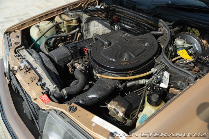 Mercedes-Benz 300 CE 1988