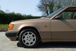 Mercedes-Benz 300 CE 1988