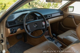 Mercedes-Benz 300 CE 1988