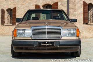 Mercedes-Benz 300 CE 1988