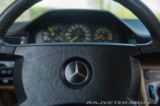 Mercedes-Benz 300 CE 1988