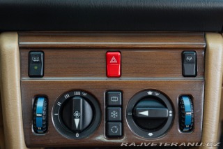 Mercedes-Benz 300 CE 1988