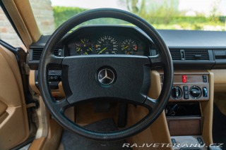 Mercedes-Benz 300 CE 1988