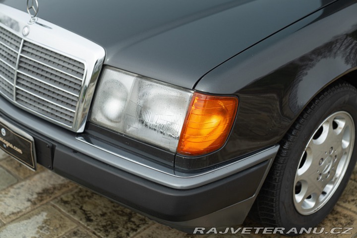 Mercedes-Benz 320 E 1993
