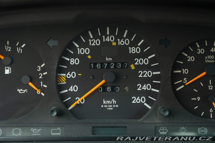 Mercedes-Benz 320 E 1993