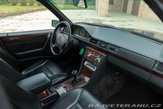 Mercedes-Benz 320 E 1993