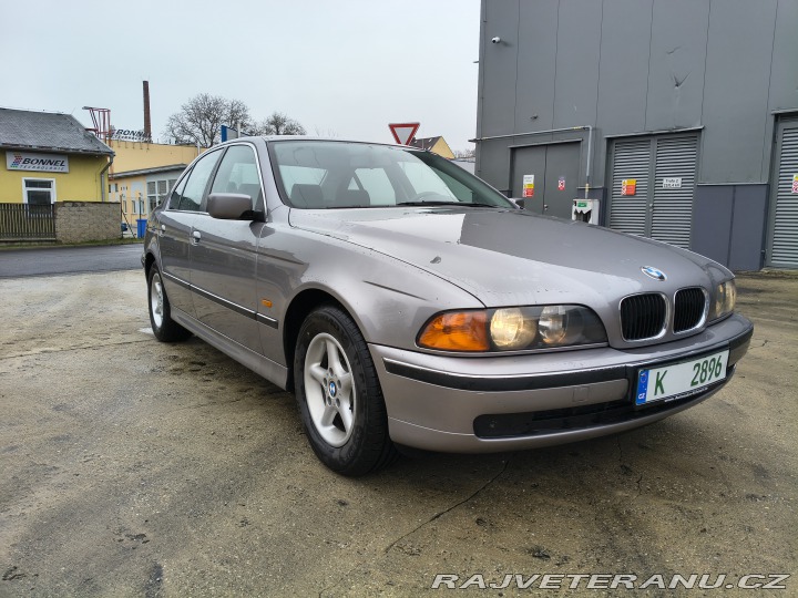 BMW 5 520 e39 6 valec 1996