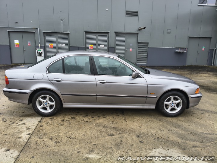 BMW 5 520 e39 6 valec 1996