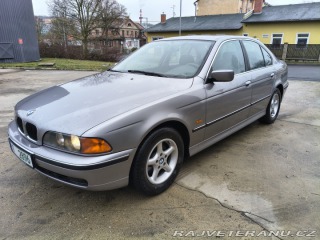BMW 5 520 e39 6 valec 1996