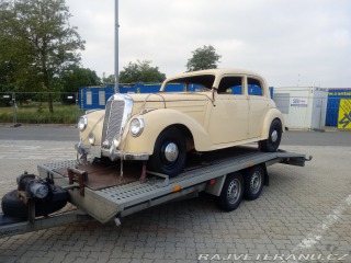 Mercedes-Benz 220 W187