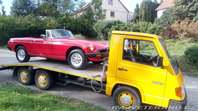 Mercedes-Benz Ostatní modely MB100D odtahovka