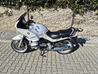 BMW R1100RS