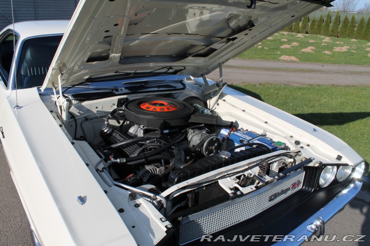 Dodge Challenger R/T clone, 440, manuál 1970