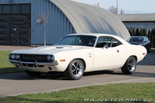 Dodge Challenger R/T clone, 440, manuál 1970
