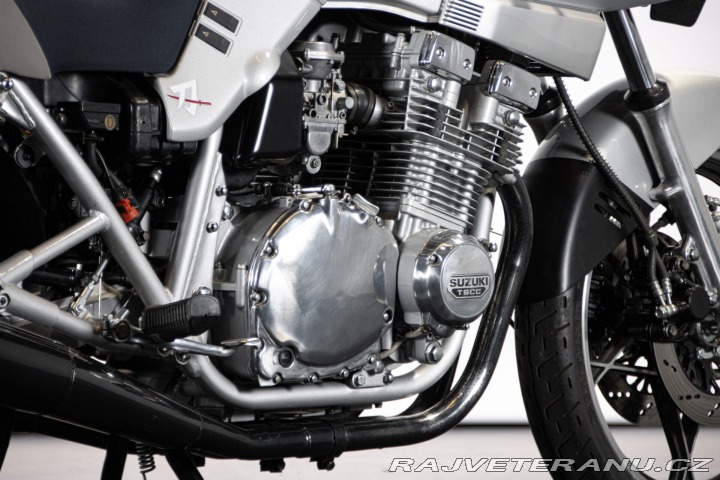 Suzuki GSX 750 S KATANA 1982
