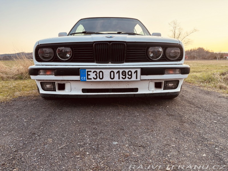 BMW 3 e30 335i