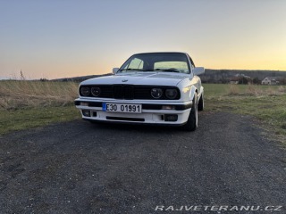 BMW 3 e30 335i 1991