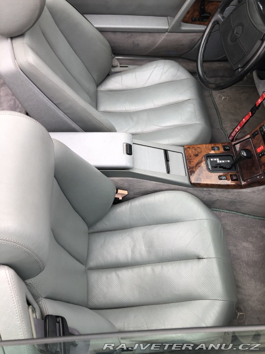 Mercedes-Benz SL 300, 24 1990