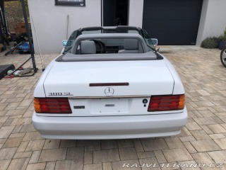 Mercedes-Benz SL 300, 24 1990