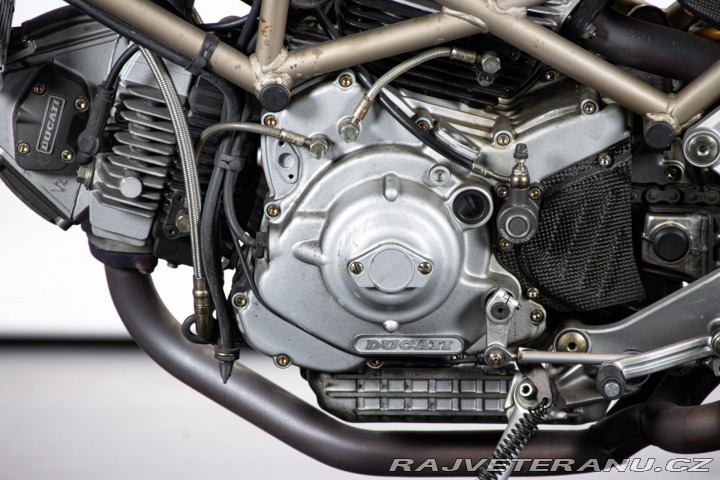 Ducati 900 MONSTER M 900 CLUB ITALIA 1996