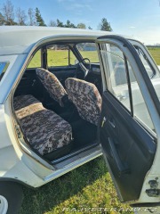 Volha GAZ-24 Sedan 1985